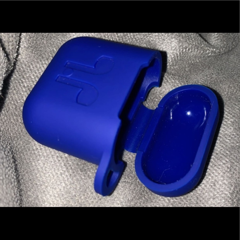 Apple AirPods soft case